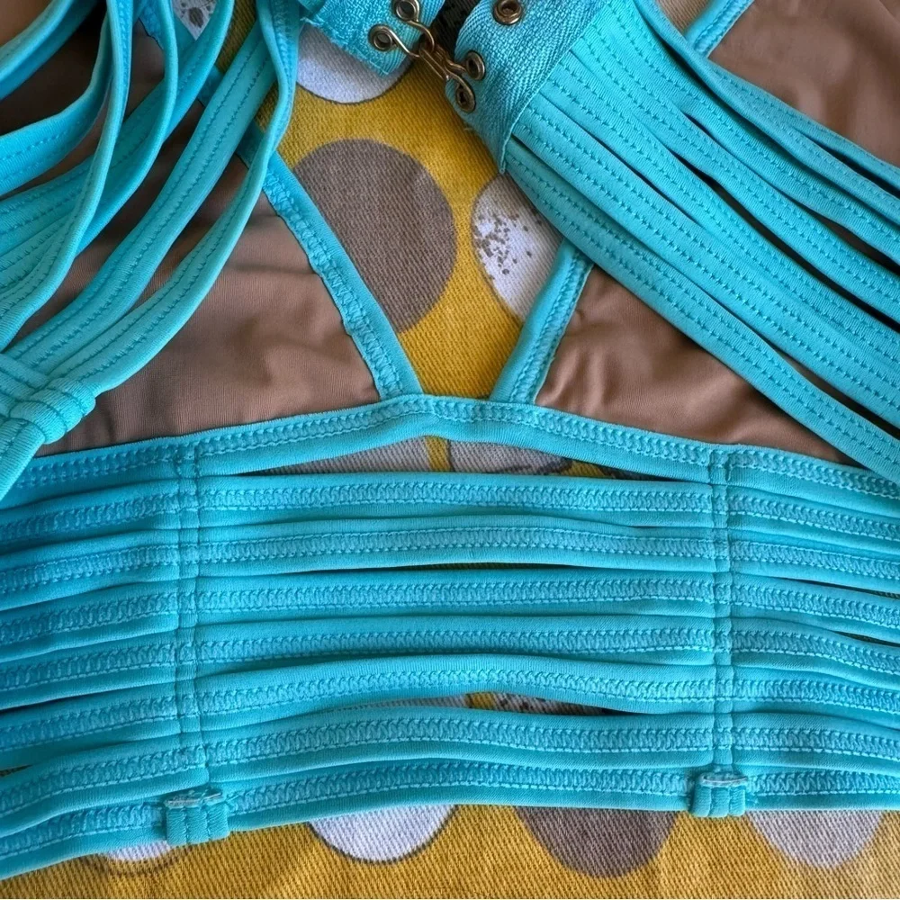 Beach Bunny Hard Summer Skimpy bikini set in Aqua